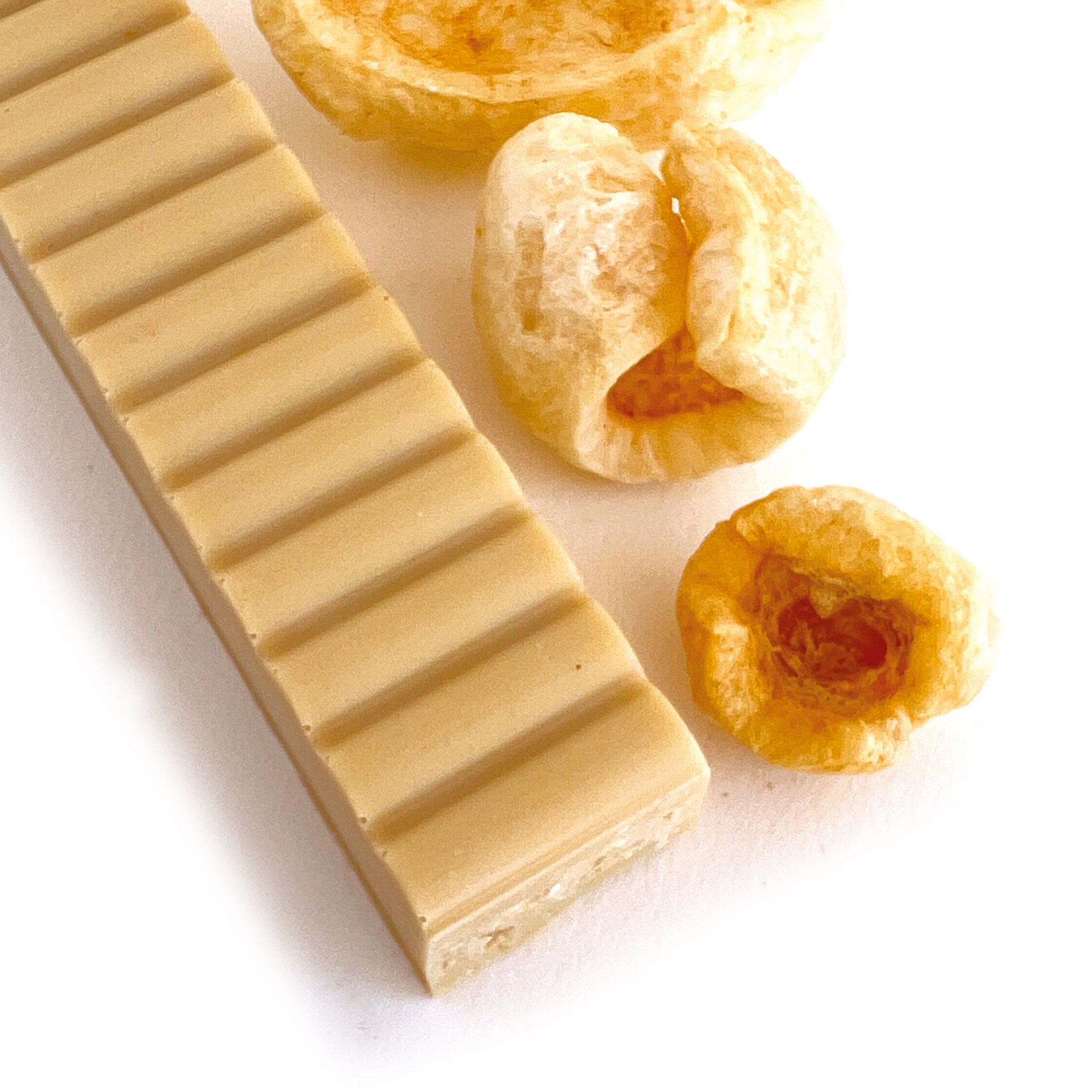 Turron_chocolate_blanco_crunchy_sin_azúcar_añadido_low_carb