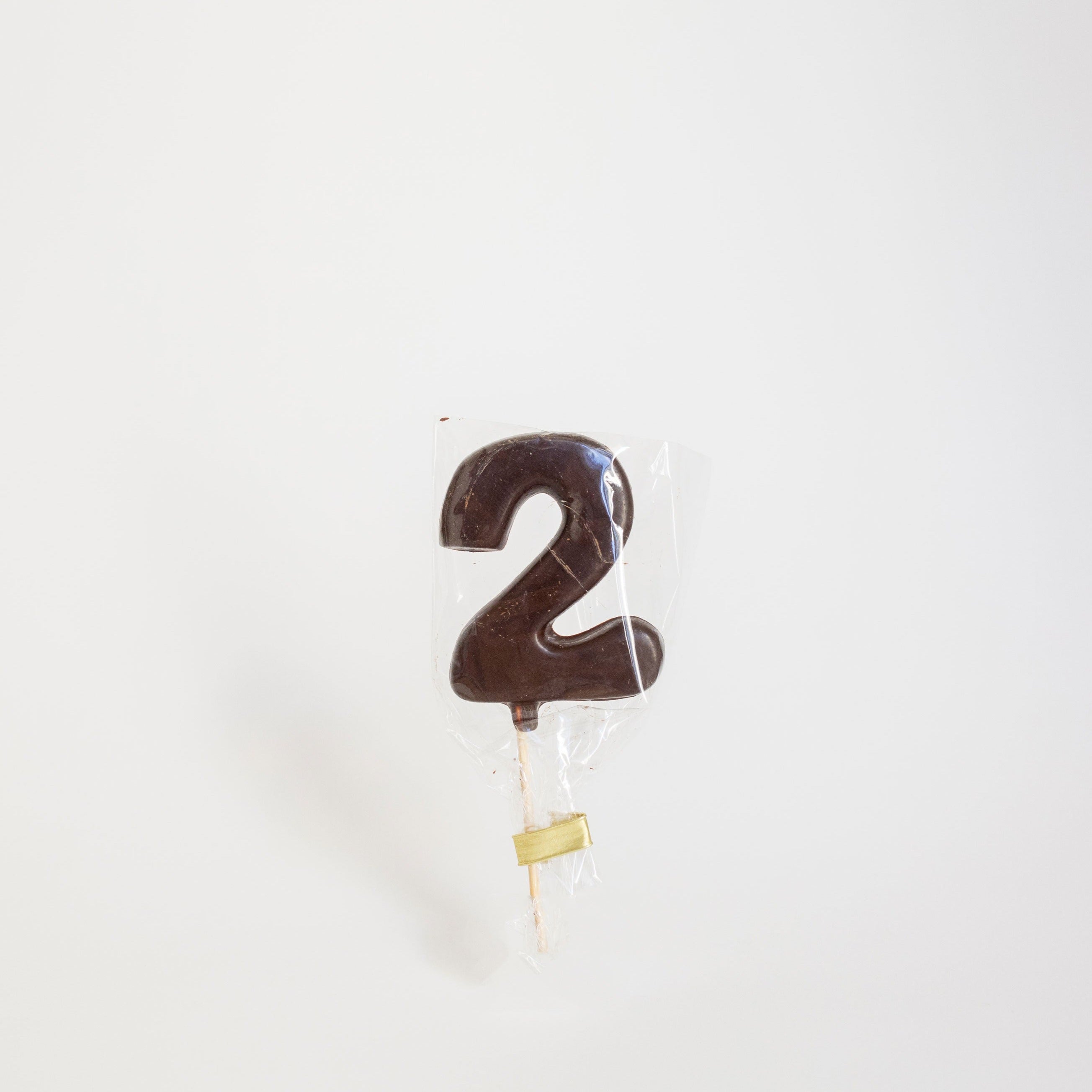 numero-dos-chocolate-negro-envoltorio